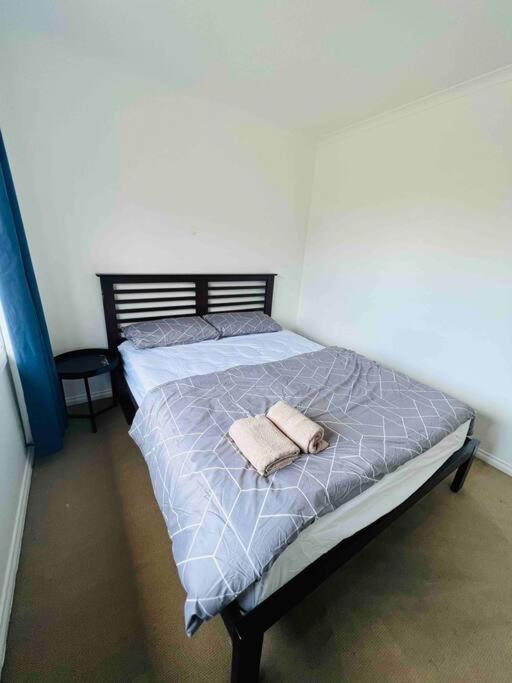 Holiday home Yay! Enjoy An Entire House - Quiet, Spacious And Beautiful In Melbourne *